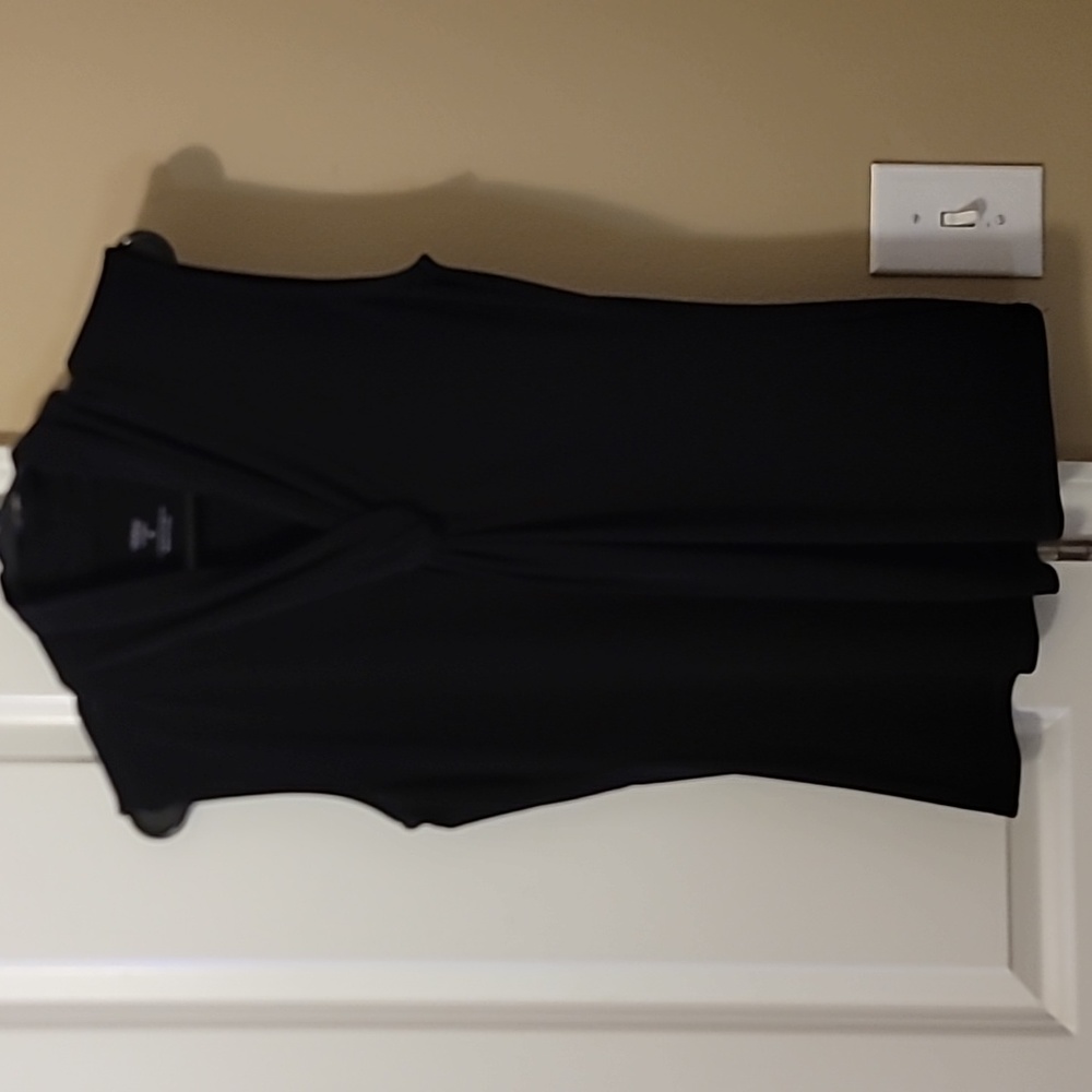 Women's Black sleevless size medium shirt
